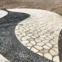 临汾 黄金麻冰裂纹地铺石工地铺装案例