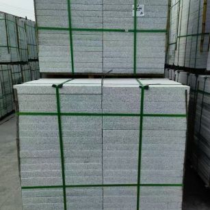 临汾 芝麻白火烧，园林广场市政工程地铺石，1.8~5.0厚均有现货