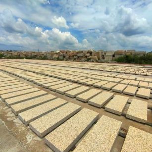 临汾 黄金麻荔枝面花岗岩石材地铺石防护中