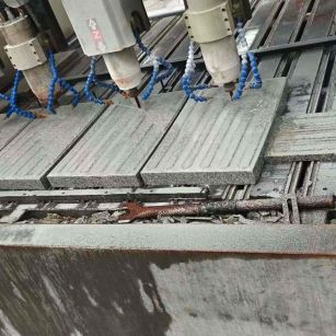 临汾 芝麻白花岗岩荔枝面盲道雕刻