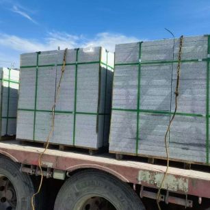 临汾 芝麻白花岗岩地铺石装车日常