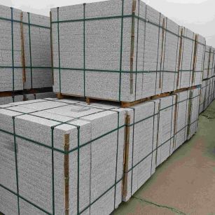 临汾 白麻花岗岩石材荔枝面地铺石（300*600*50）