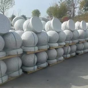 临汾 白麻花岗岩石材圆球，石球，挡车球，隔离球，景观石球，风水球等