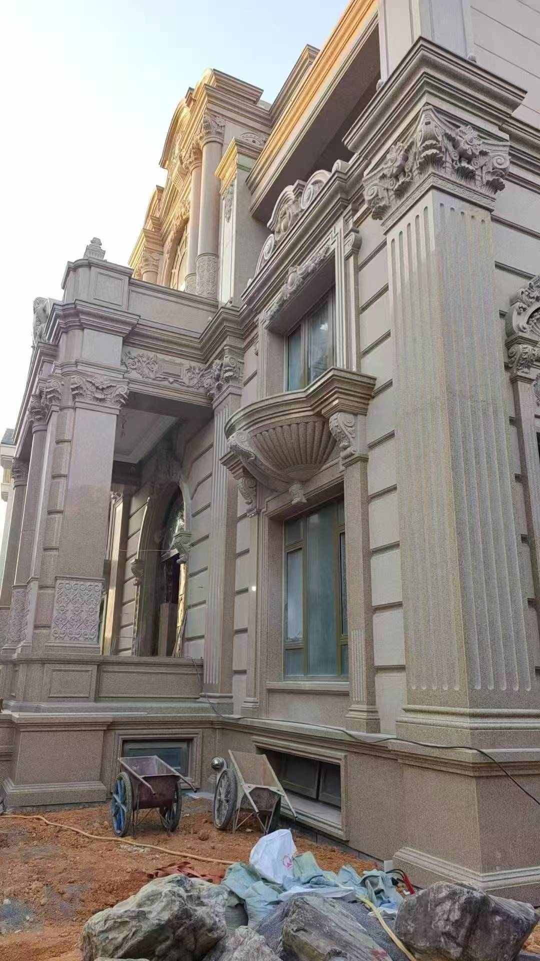 临汾 黄金麻花岗岩光面别墅外墙干挂施工完成