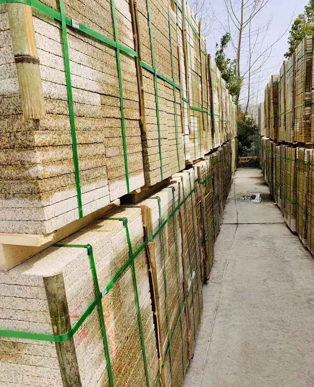 临汾 黄金麻花岗岩荔枝面地铺石