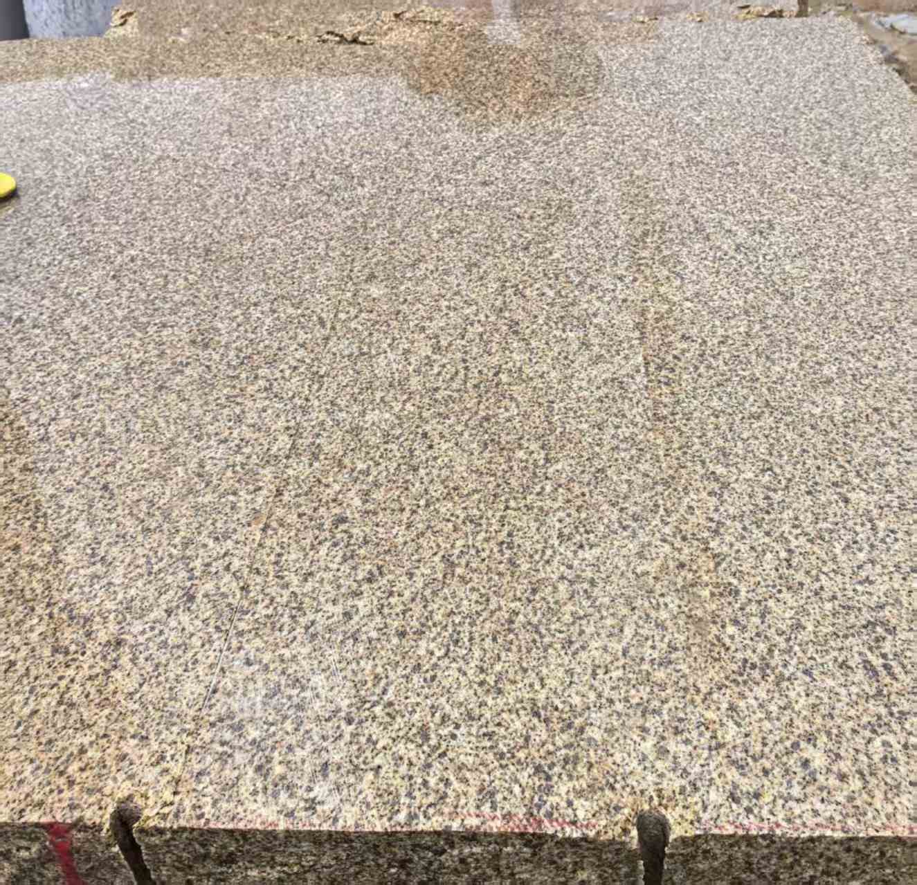 临汾 黄金麻花岗岩石材方料