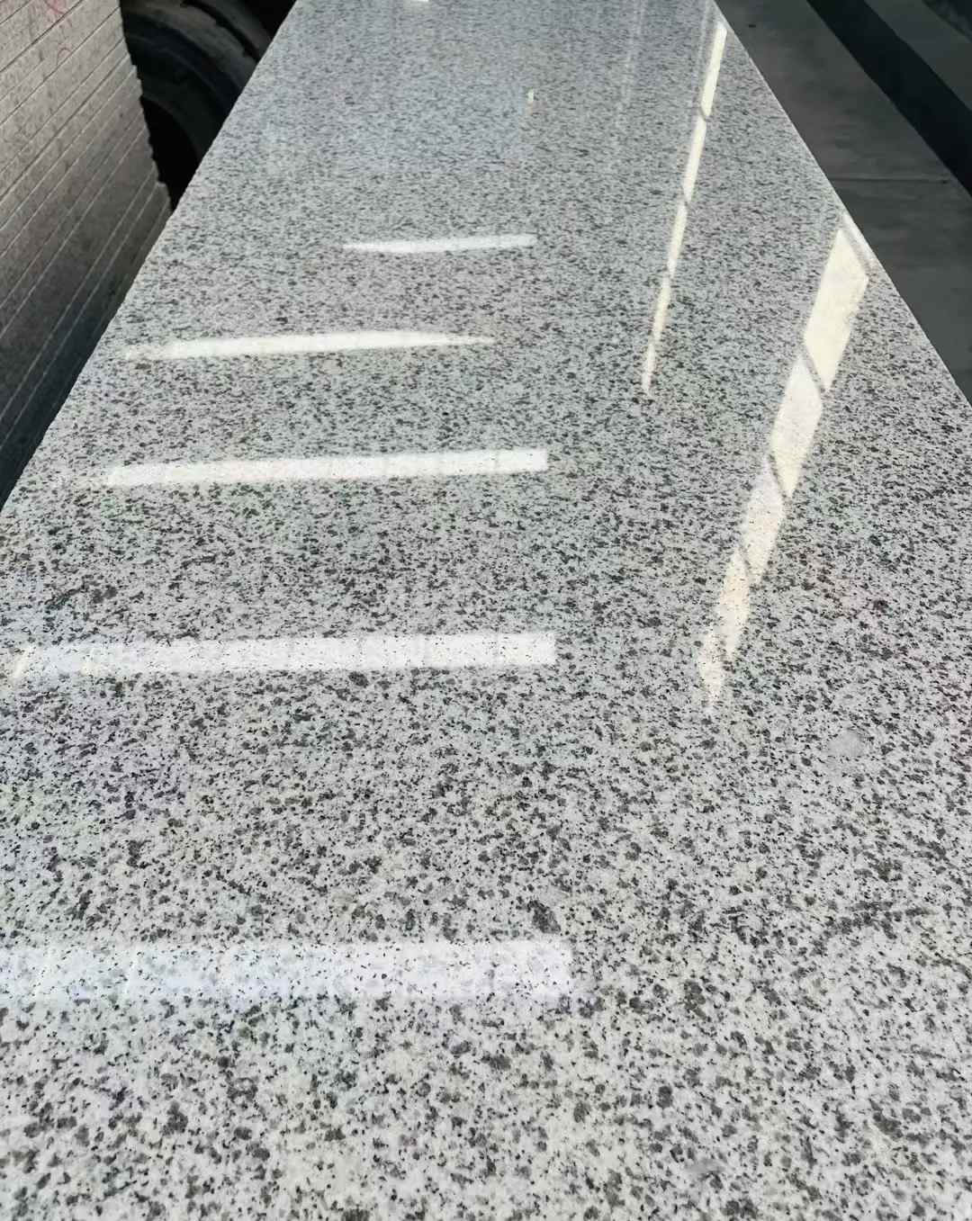 临汾 白麻花岗岩光面毛板